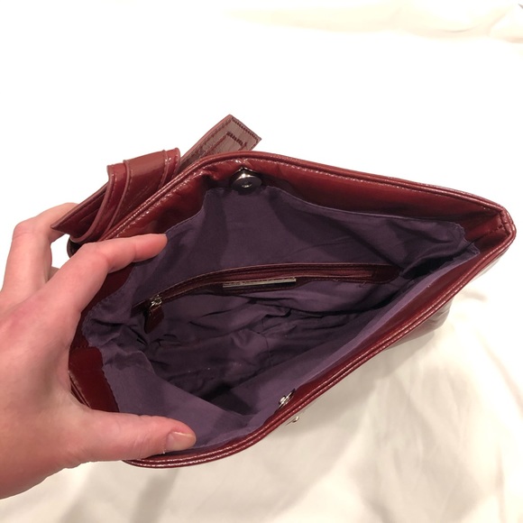 Daisy Fuentes Dark Red Flip-Over Clutch - Picture 4 of 6